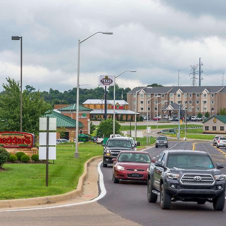 Hawthorn Suites By Wyndham Wheeling At The Highlands Triadelphia Kültér fotó