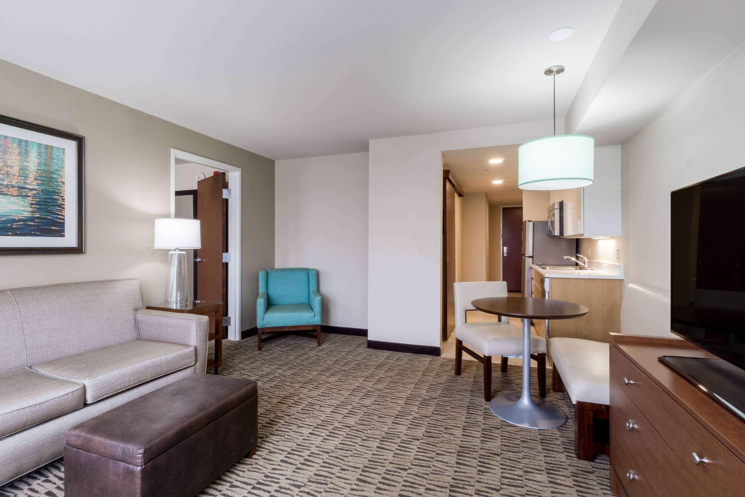 Hawthorn Suites By Wyndham Wheeling At The Highlands Triadelphia Kültér fotó