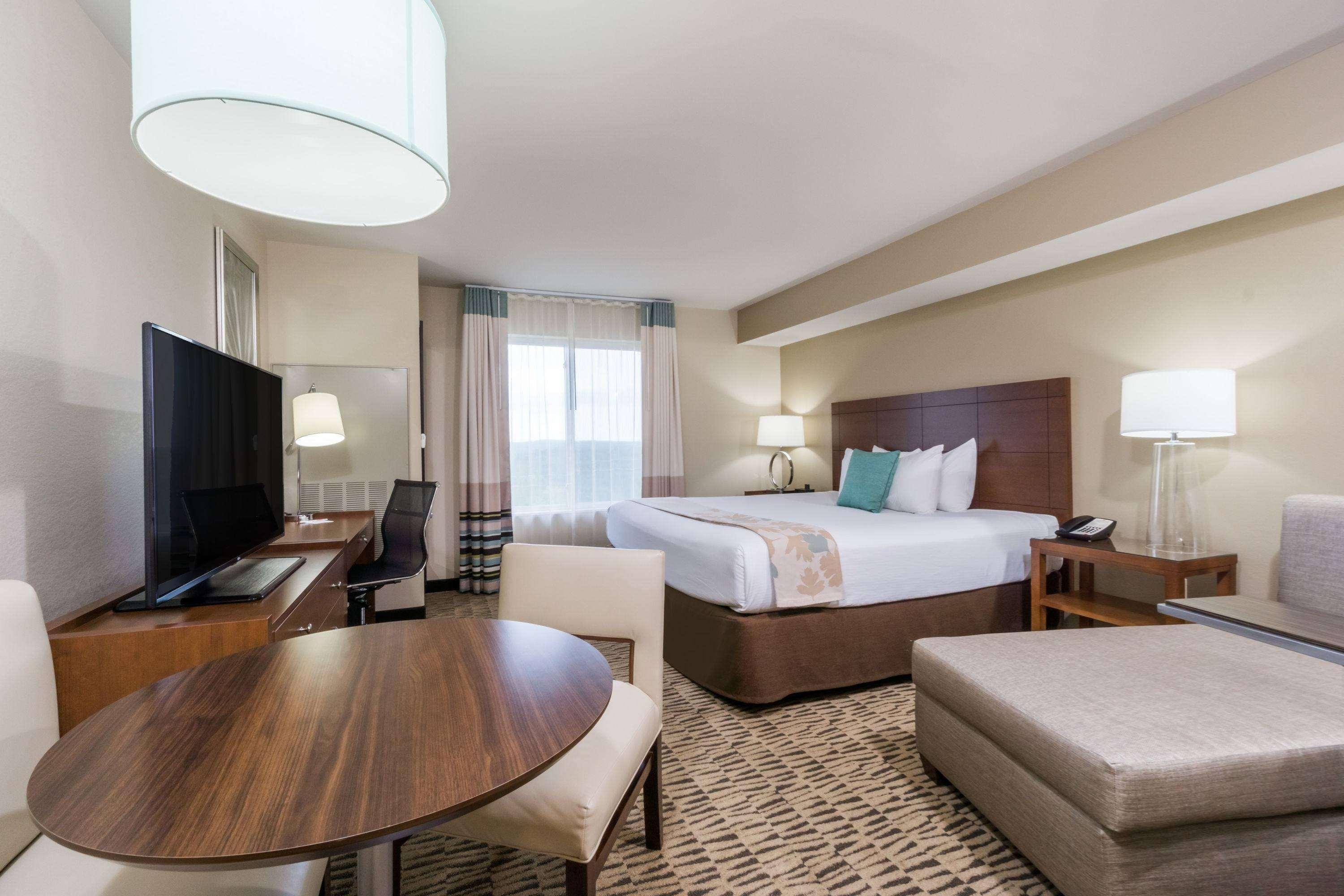 Hawthorn Suites By Wyndham Wheeling At The Highlands Triadelphia Kültér fotó