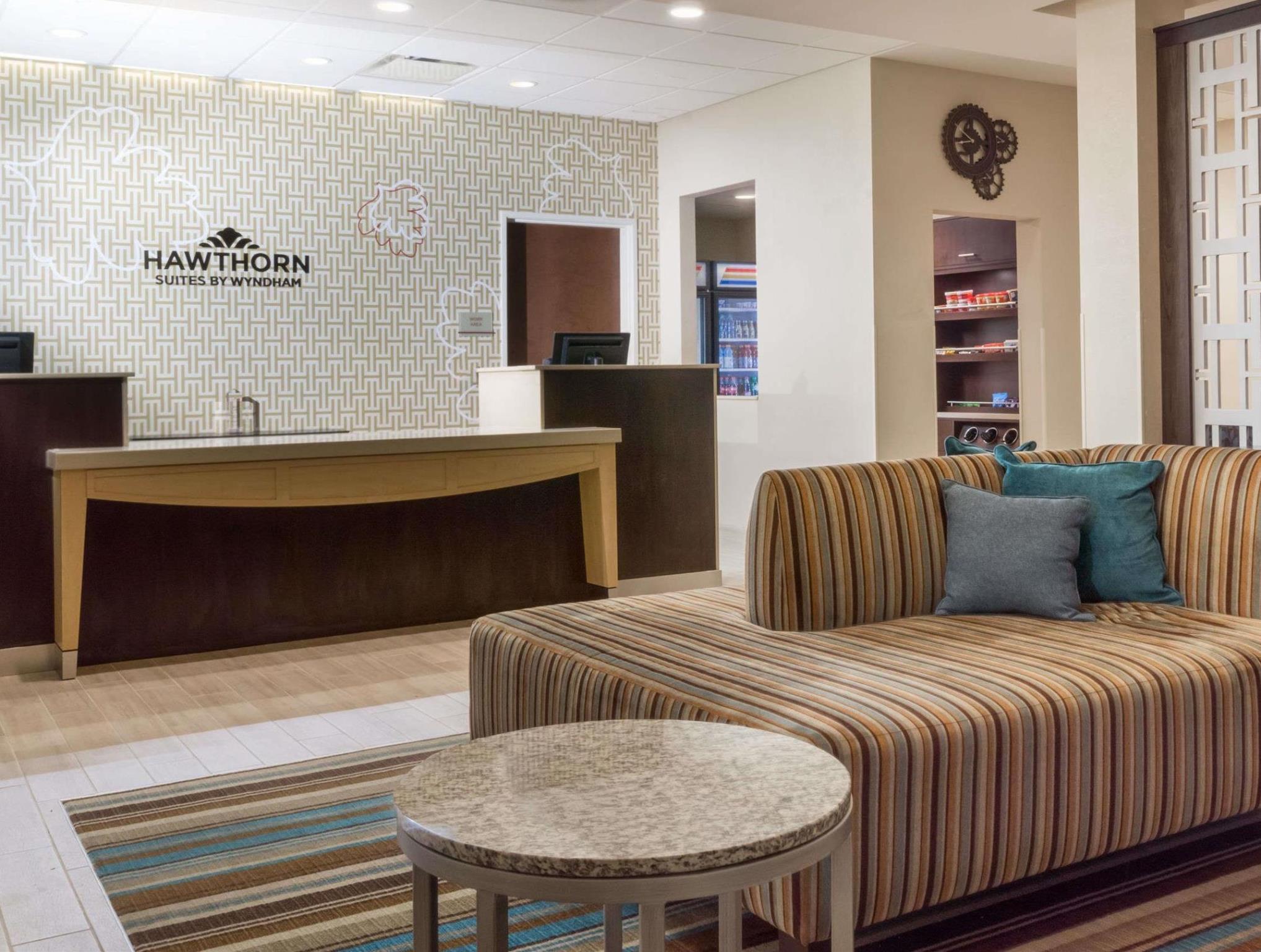 Hawthorn Suites By Wyndham Wheeling At The Highlands Triadelphia Kültér fotó