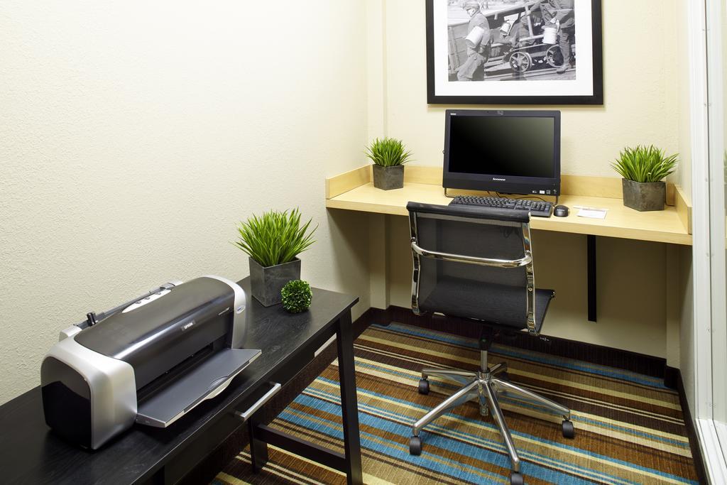 Hawthorn Suites By Wyndham Wheeling At The Highlands Triadelphia Kültér fotó