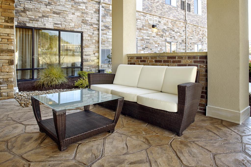 Hawthorn Suites By Wyndham Wheeling At The Highlands Triadelphia Kültér fotó